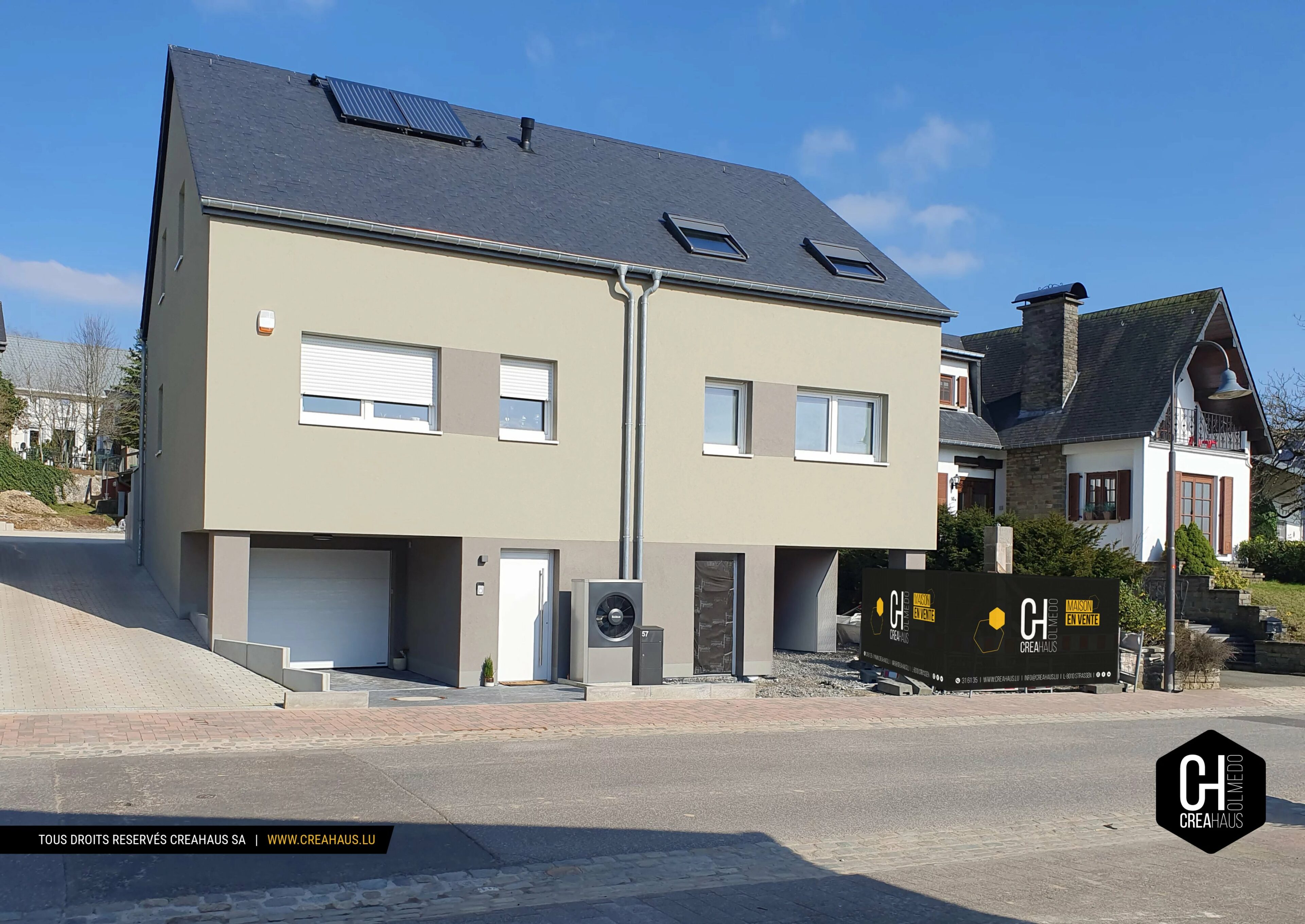 Semi-detached house in Weicherdange with closed shell